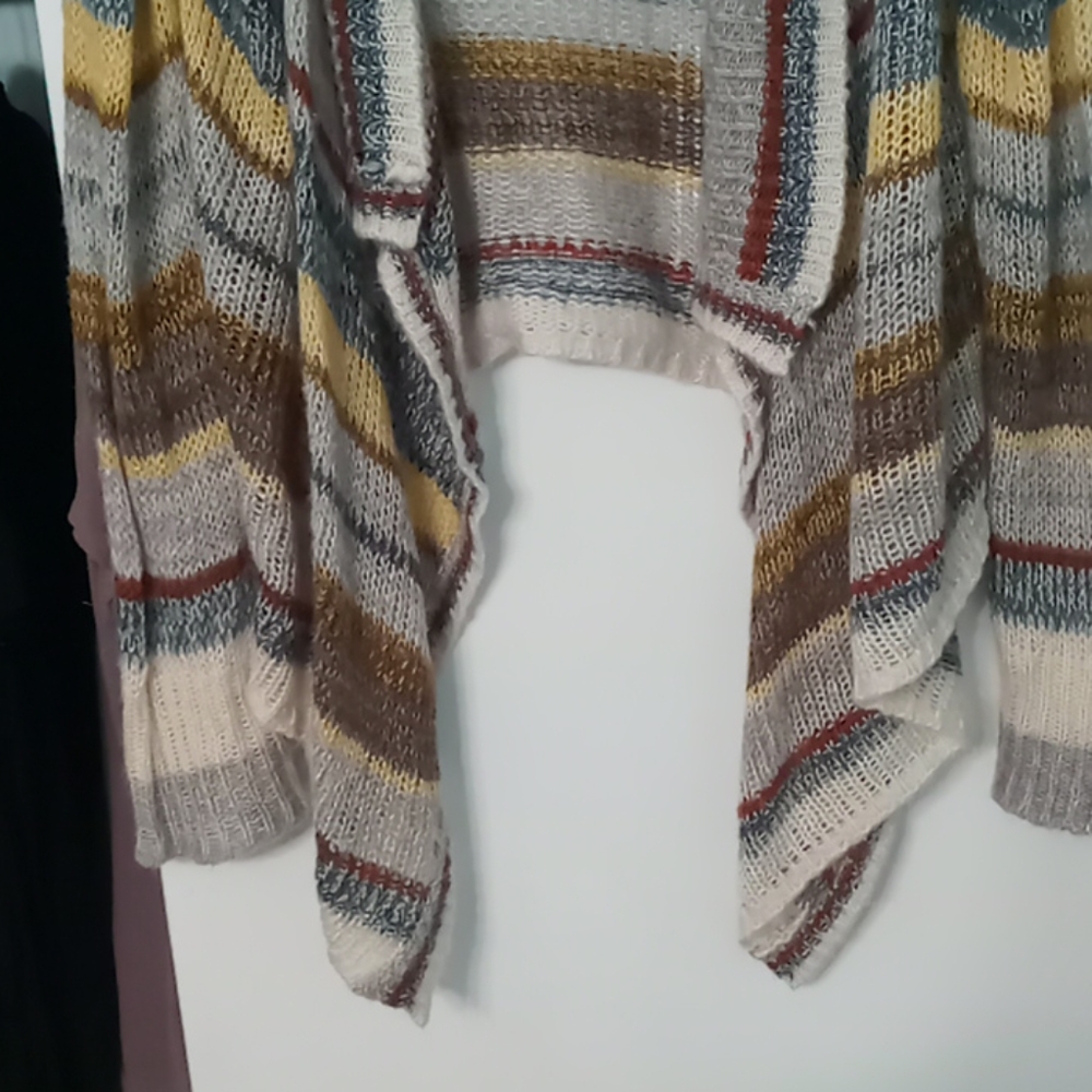 Sweater - Picture 2 of 3